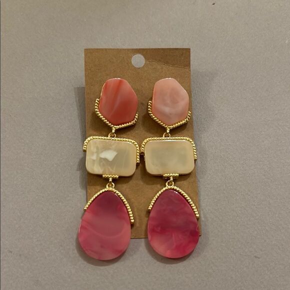 Pink Cream Dangle Earrings M400 - Picture 3 of 3